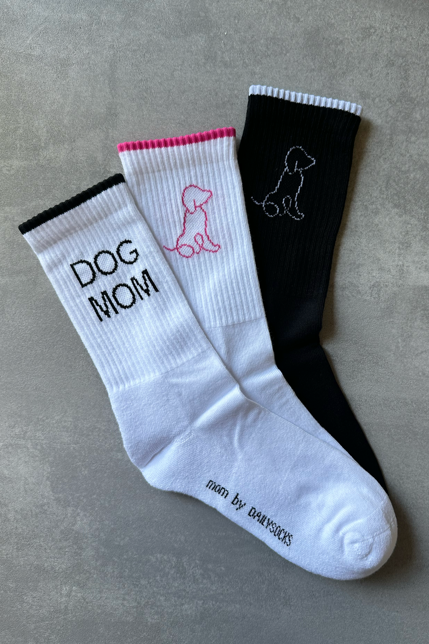DOG MOM 2.0 - white/black
